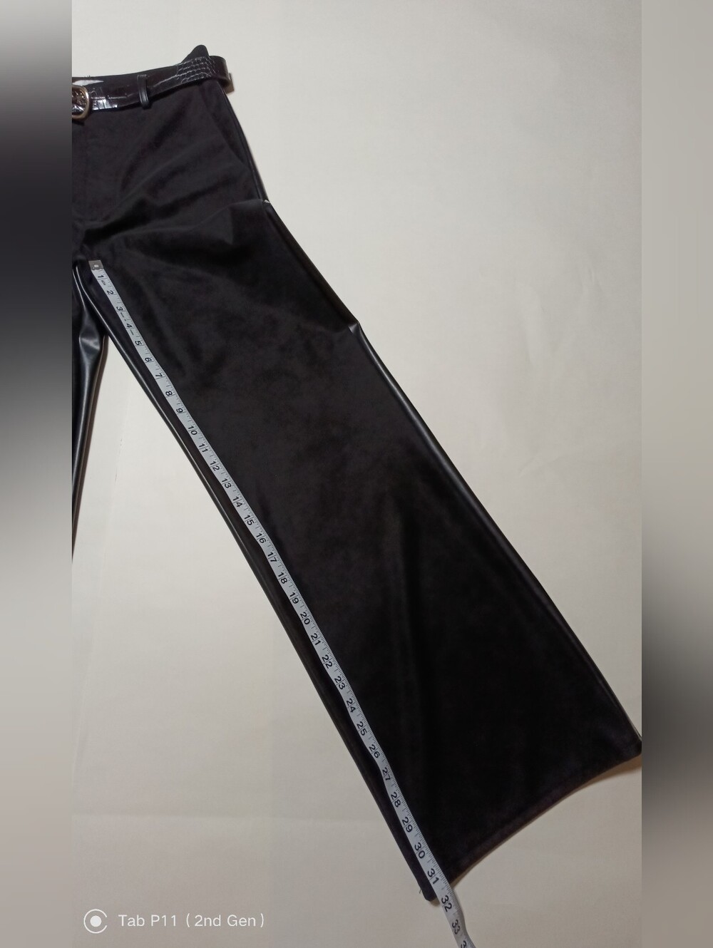 Gianni Bini Black Wide-Leg Velvet Pants - Picture 10 of 16